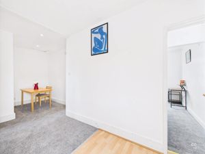 DINING ROOM AREA - click for photo gallery